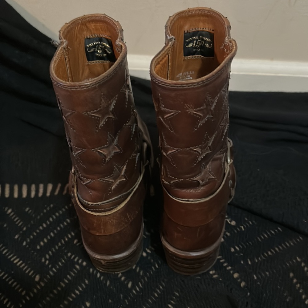 The Frye Americana Anniversary Boot - Picture 4 of 6